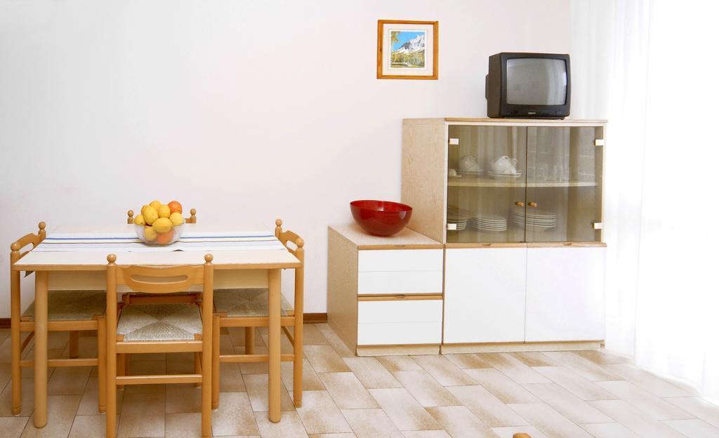 Cinzia Apartment Bibione Bagian luar foto