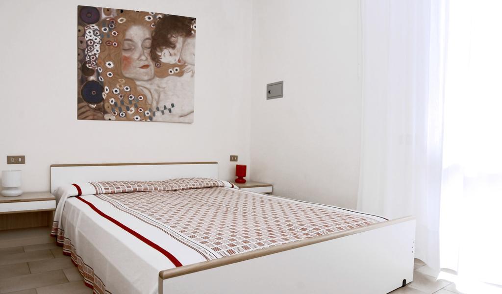 Cinzia Apartment Bibione Bagian luar foto